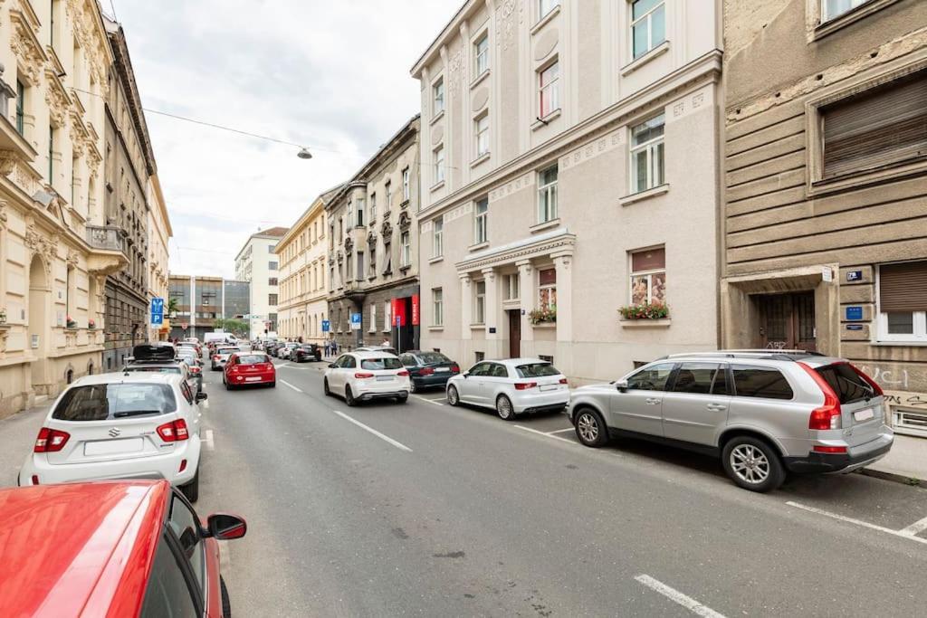 Marinianis Premium Apartment Zagreb Exterior photo